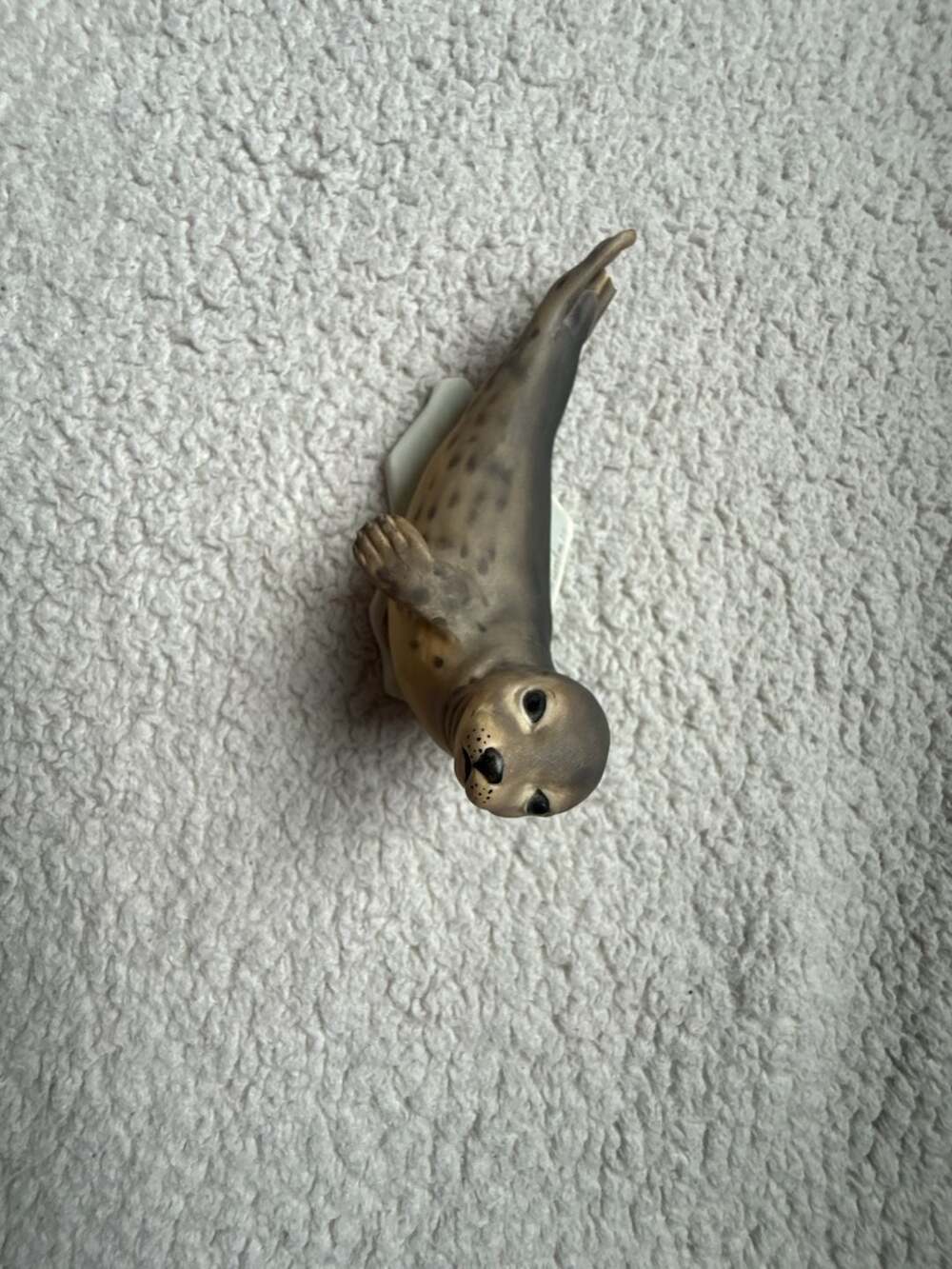 Kaiser West Germany Porcelain Seal Figurine 604